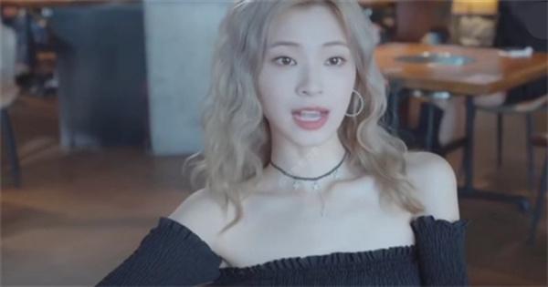 完蛋我被美女包围了第二章怎么过-第二章通关选择教程