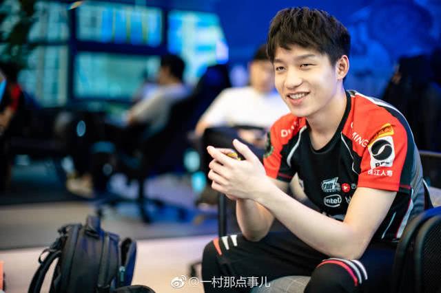 SKY李晓峰劝说厂长不要退役 ：继续追梦，坚持到最后