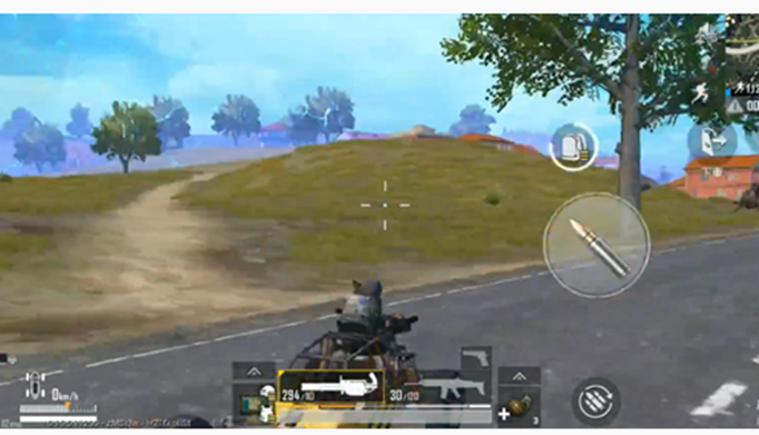 和平精英加特林车上怎么开火