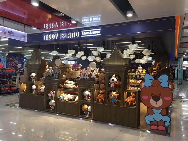 国美中塔二次元店落成 助推中国动漫游戏产业前行