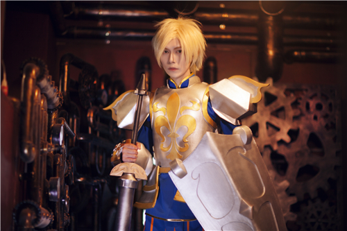 突破次元壁《战斗吧蘑菇君》脑公熊祁沦陷