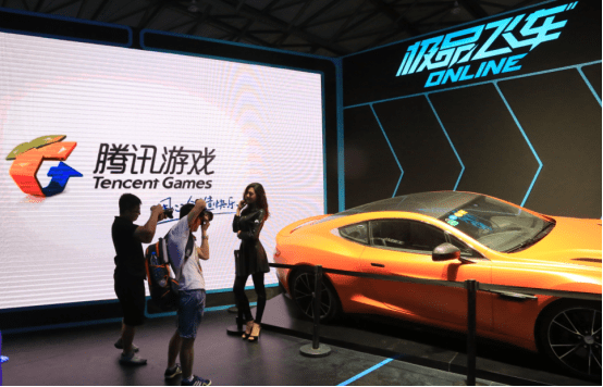 《极品飞车OL》携超跑亮相 豪车盛筵引爆ChinaJoy