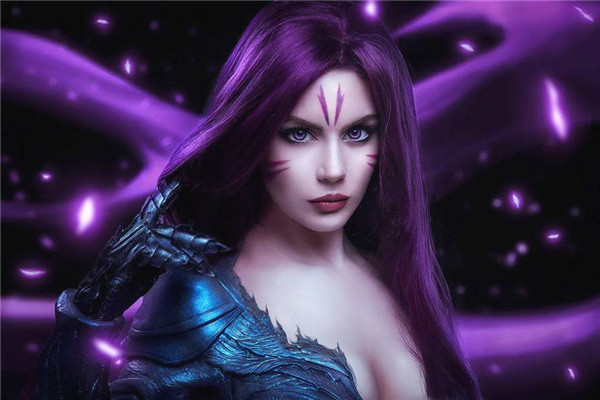 毛妹COS虚空之女卡莎_美艳猎人COS图集